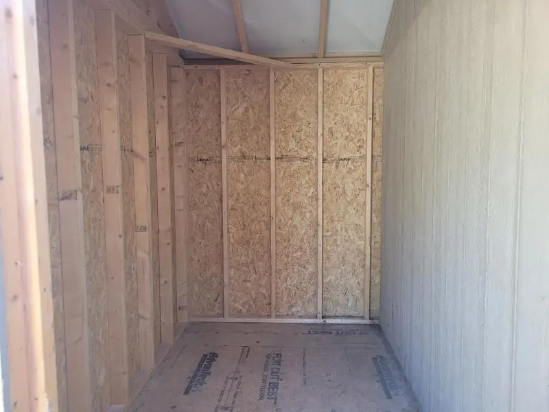 10 x 18 Horse Barn
