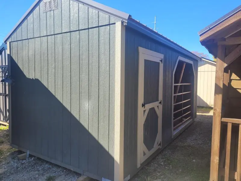 10 x 18 Horse Barn