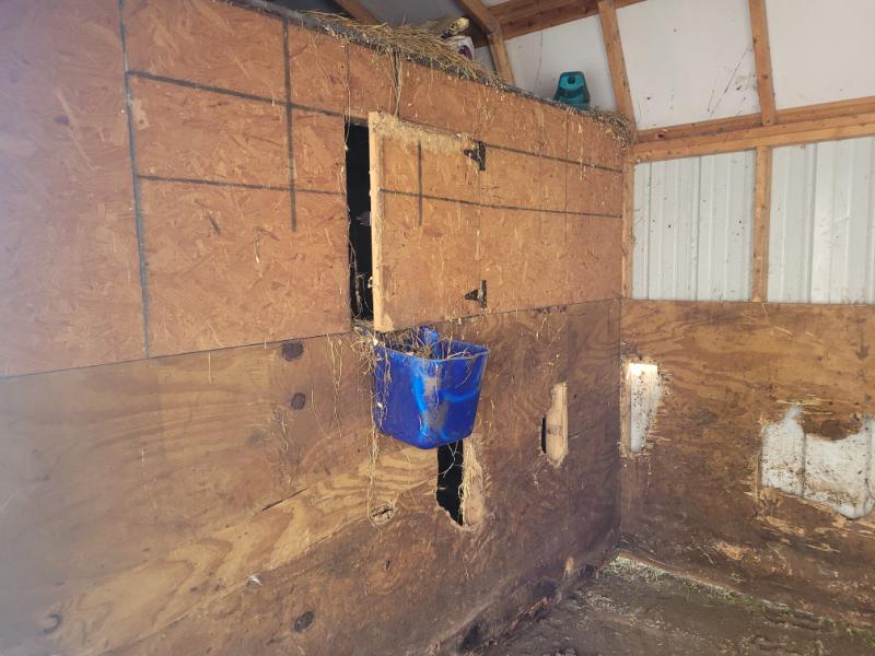 10×28 horse barn