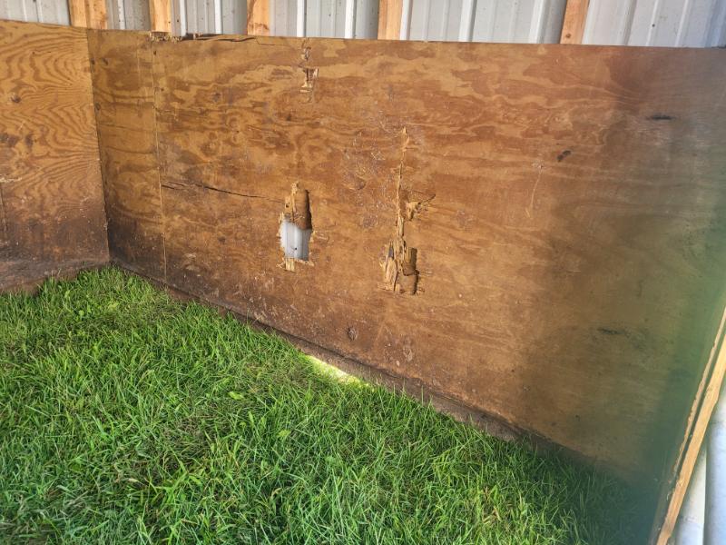 10×28 horse barn