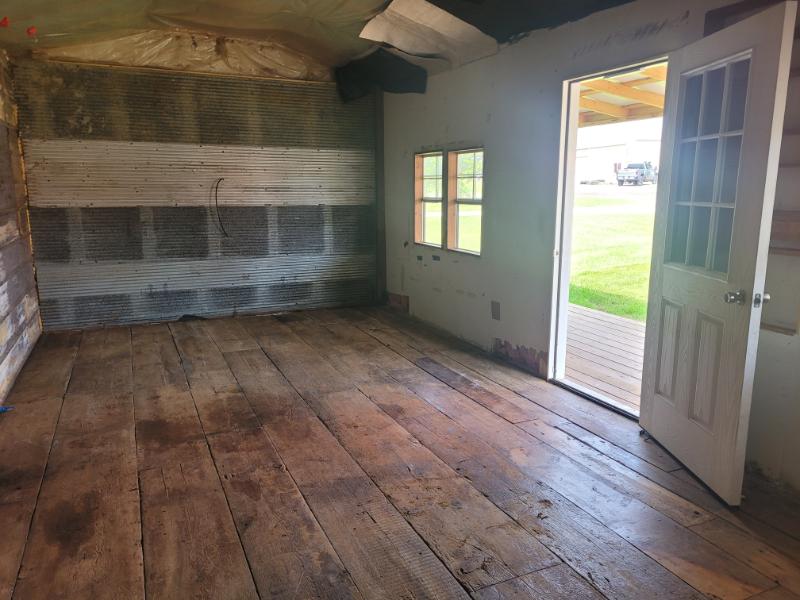 12×24 metal cabin