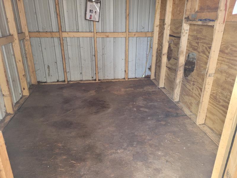 10×28 horse barn